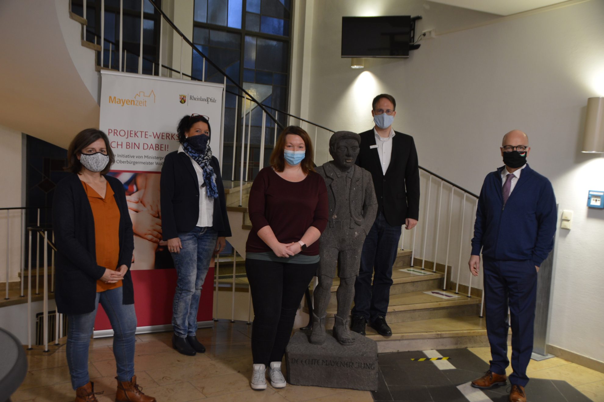 Zwei Neue Mitarbeiter Treten Ihren Dienst Bei Der Stadtverwaltung Mayen 