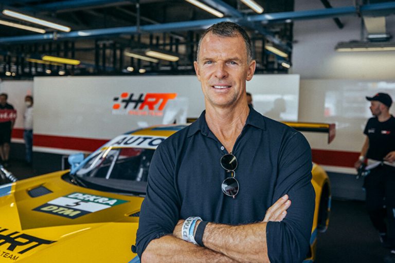 Eifeler Mercedes AMG Team HRT Holt Top 10 Platzierung Beim Zweiten Lauf eifeler-mercedes-amg-team-hrt-holt-top-10-platzierung-beim-zweiten-lauf