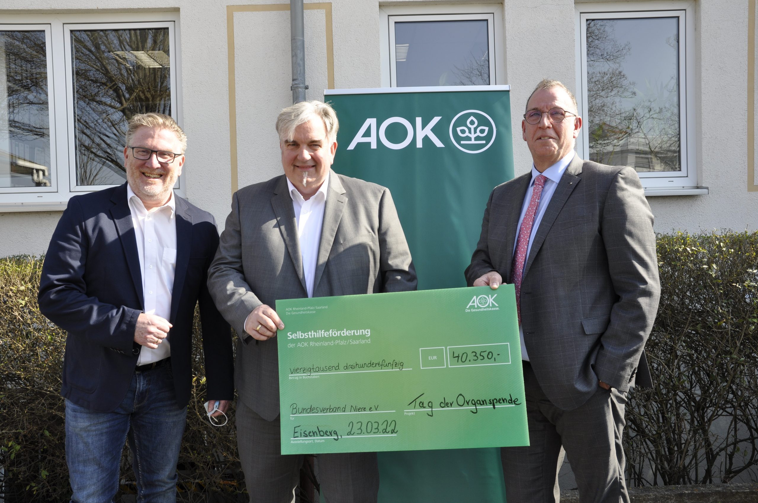 AOK RheinlandPfalz / Saarland unterstützt Projekt des Bundesverband Niere e.V. mit über 40.000 AOK RheinlandPfalz / Saarland unterstützt Projekt des Bundesverband Niere e.V. mit über 40.000