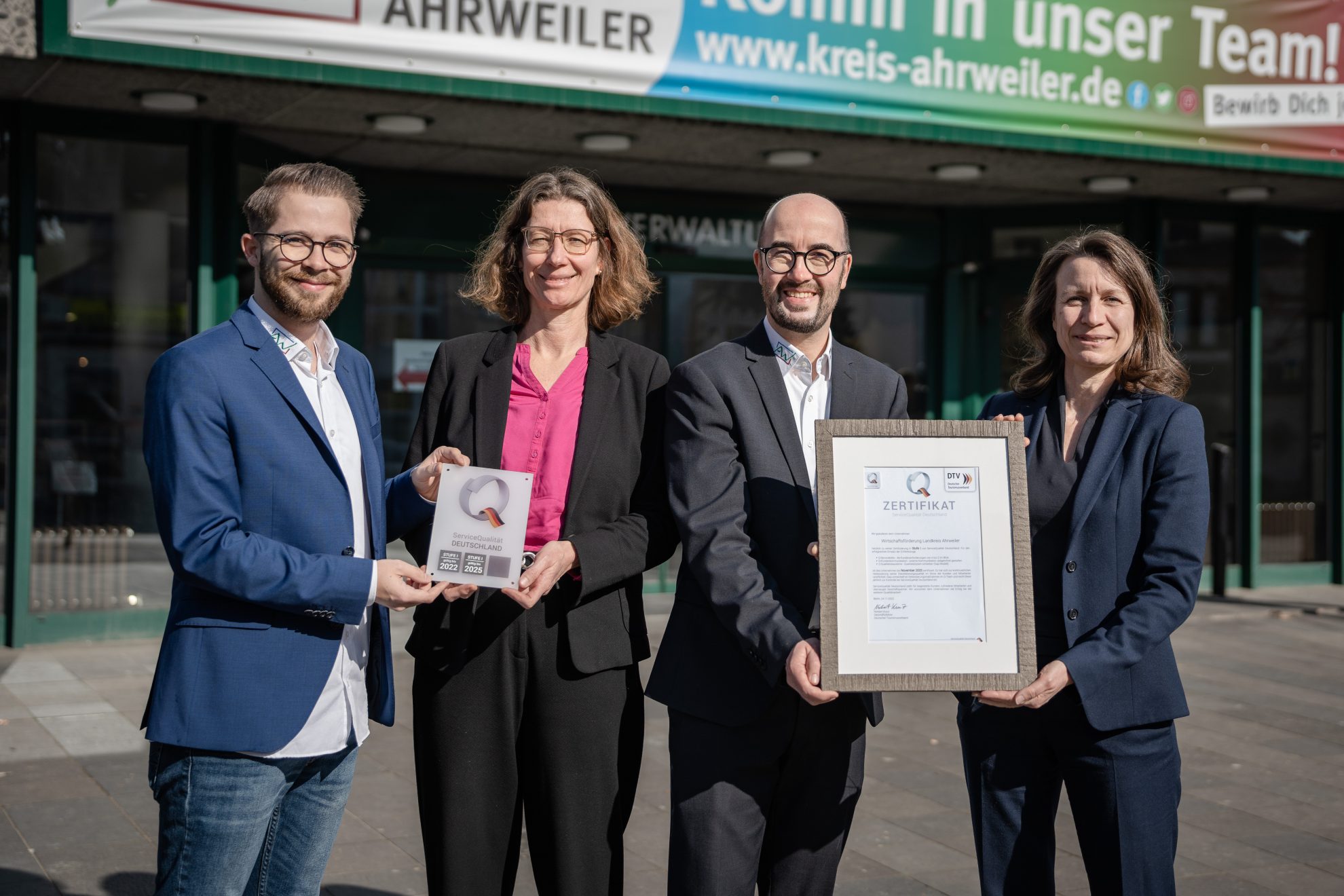 Kreis Ahrweiler erneut mit Qualitätssiegel „ServiceQualität Deutschland ...