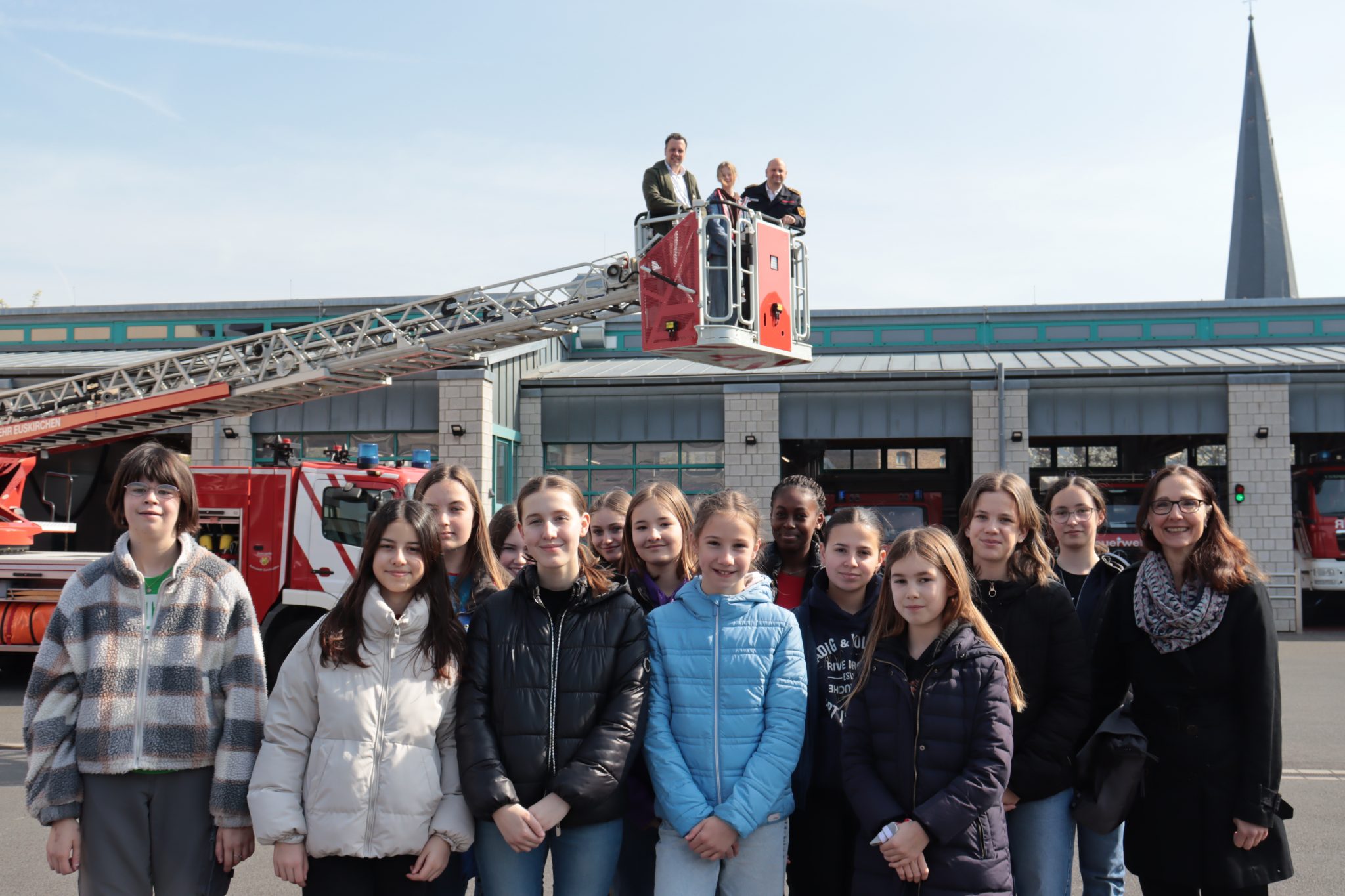 In Euskirchen schauten Mädchen und Jungen über den Tellerrand